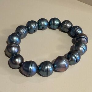 Genuine Black Tahiti Pearl Bracelet
